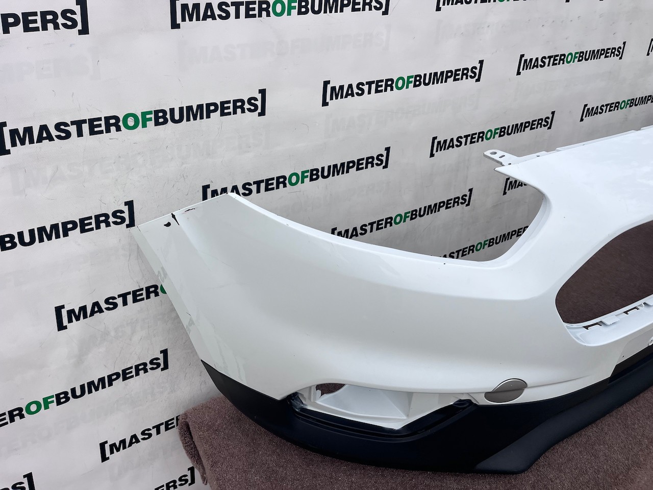 Ford Transit Courier Van 2019-2023 Front Bumper No Pdc Genuine [f922]