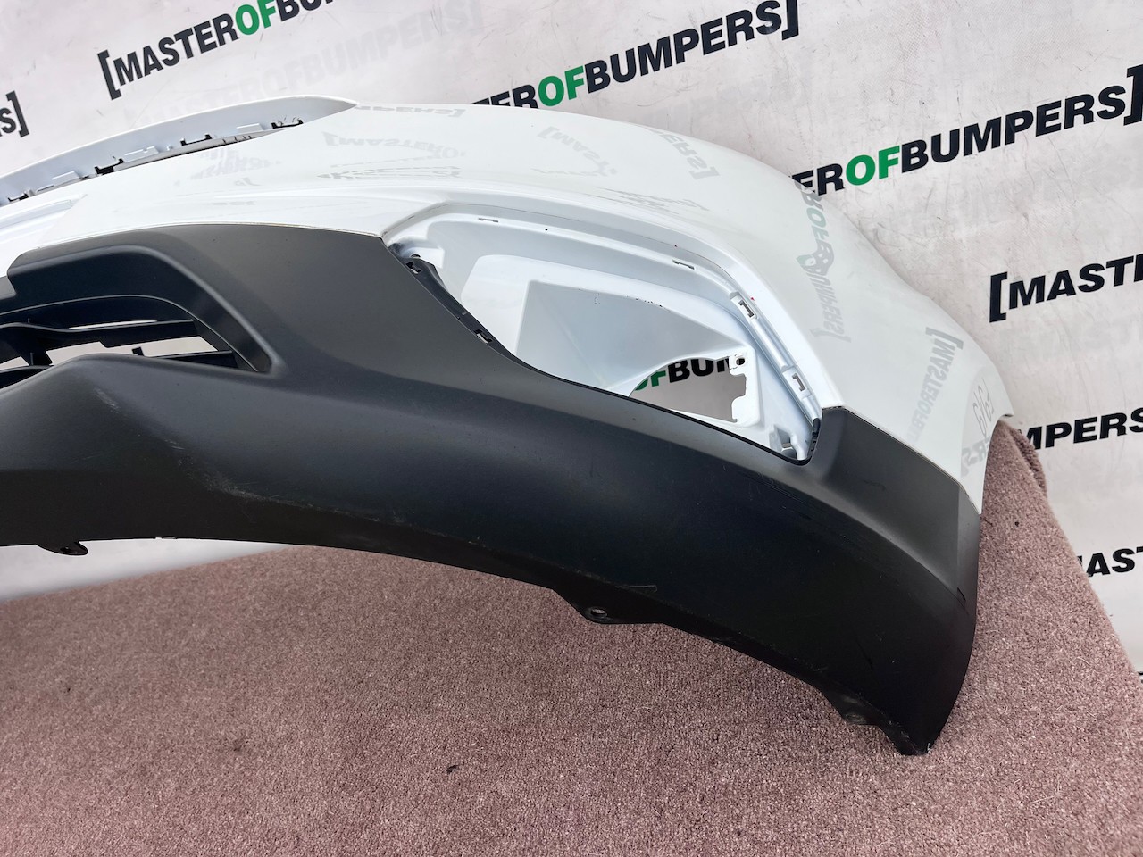 Ford Transit Courier Van 2019-2023 Front Bumper No Pdc Genuine [f919]
