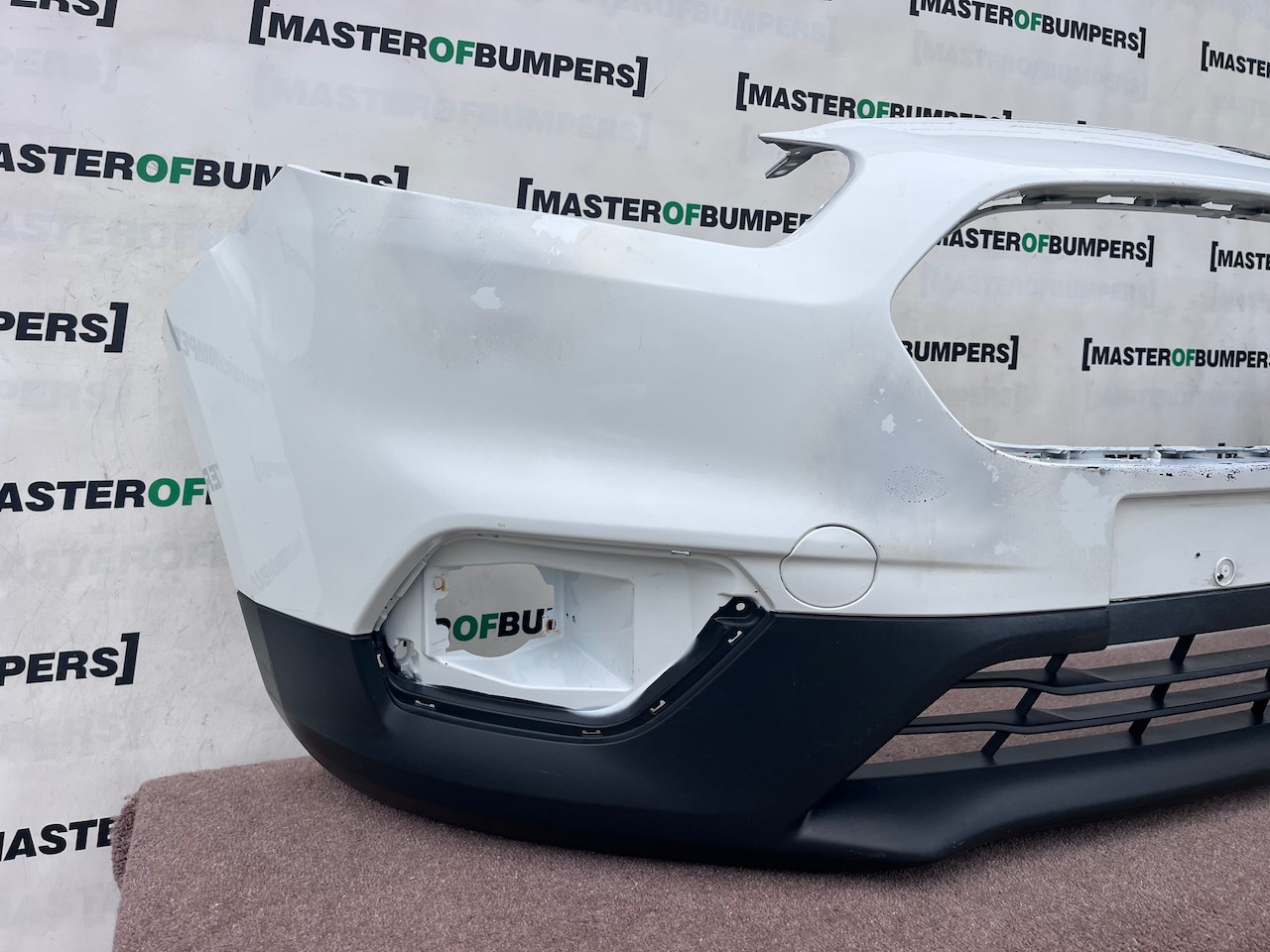 Ford Transit Courier Van 2019-2023 Front Bumper No Pdc Genuine [f920]