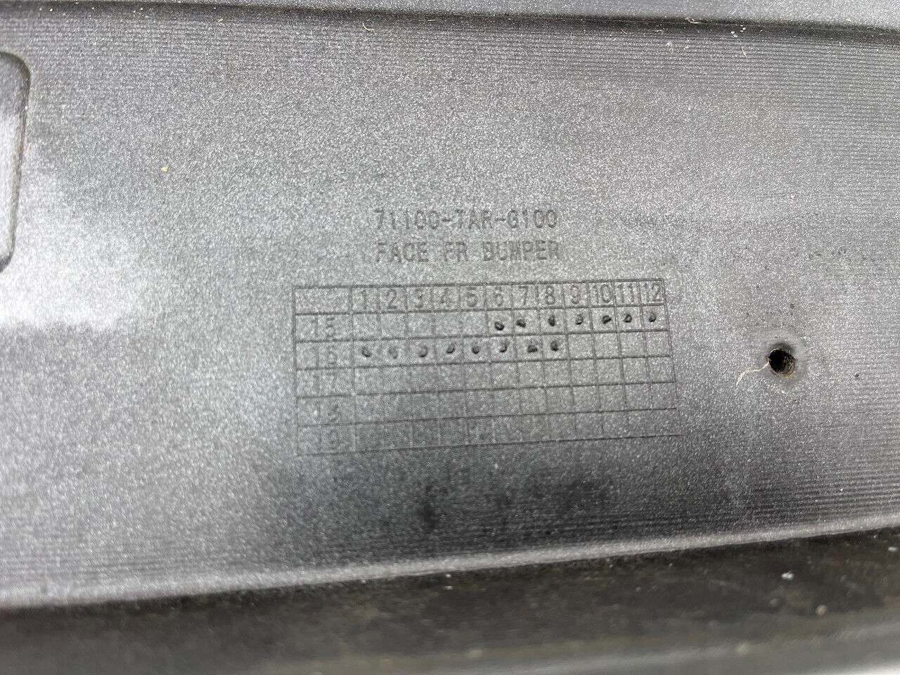 Honda Jazz Mk3 Se V Tec 2015-2017 Front Bumper Grey 4 Pdc Genuine [g508]