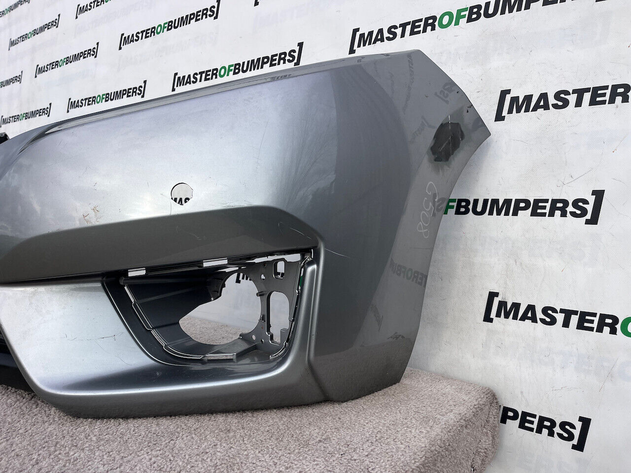 Honda Jazz Mk3 Se V Tec 2015-2017 Front Bumper Grey 4 Pdc Genuine [g508]