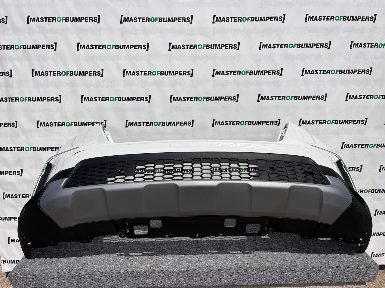 Honda Pilot Touring Lx Suv 2023-on Front Bumper 4 Pdc Genuine [g549]