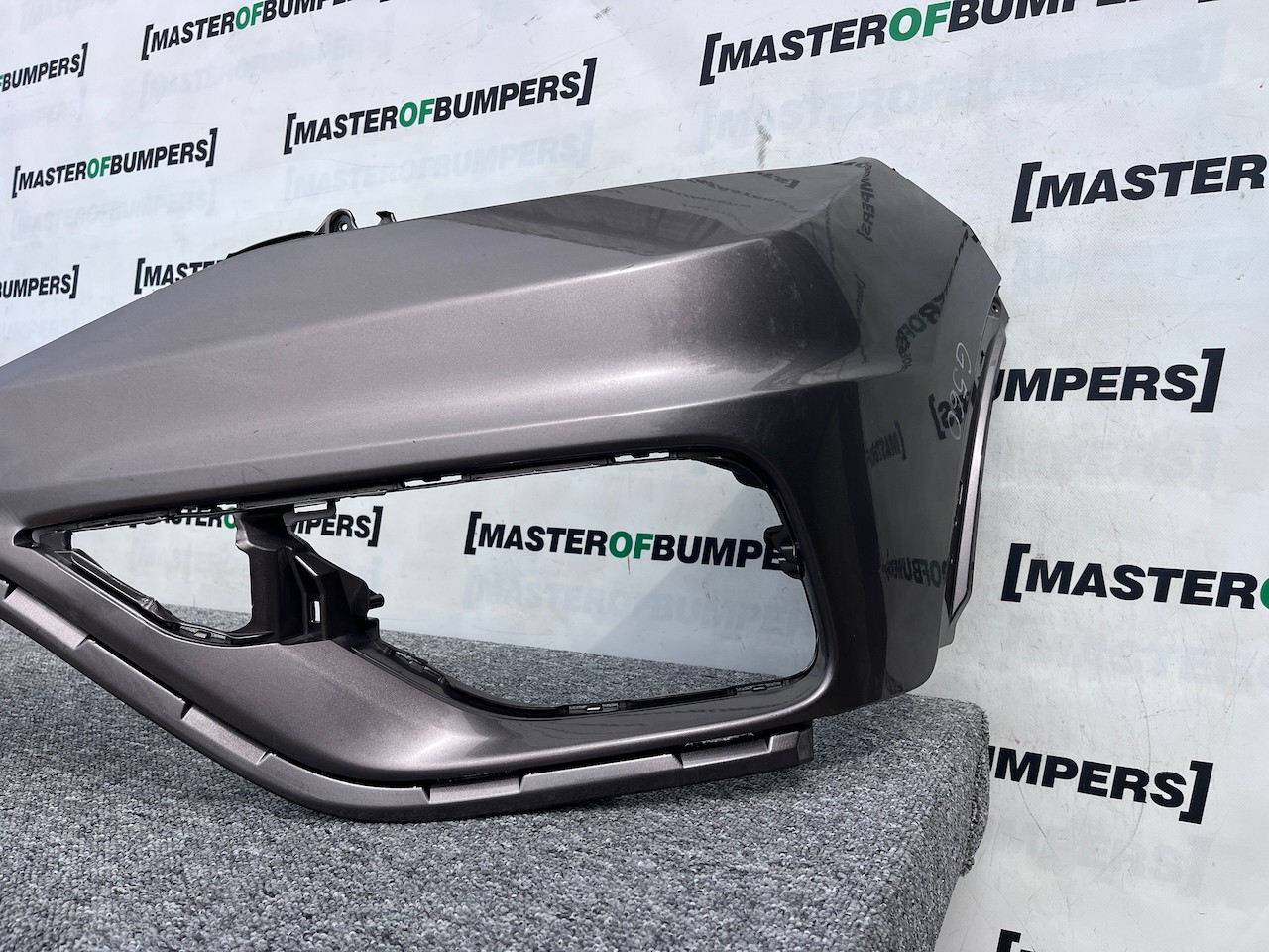 Honda Crv Mk4 Lift Elegance 2015-2017 Front Bumper No Pdc No Jets Genuine [g560]