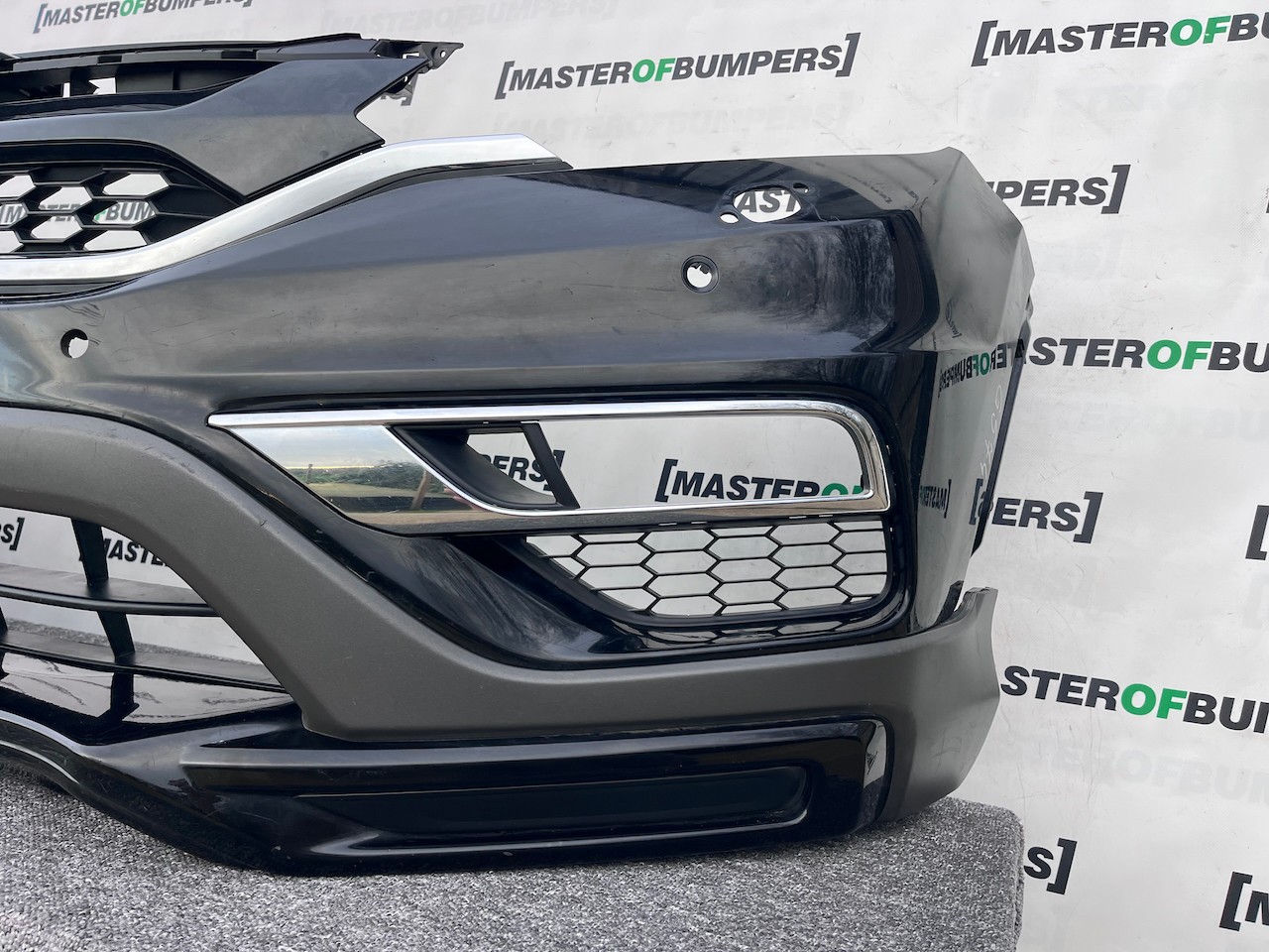 Honda Crv Areo Mk4 Lift 2015-2017 Front Bumper 4 Pdc + Jets Genuine [g574]