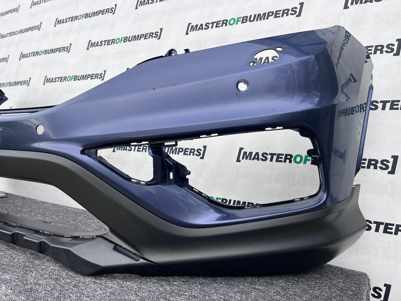 Honda Crv Elegance Mk4 Lift 2015-2017 Front Bumper 4 Pdc + Jets Genuine [g575]