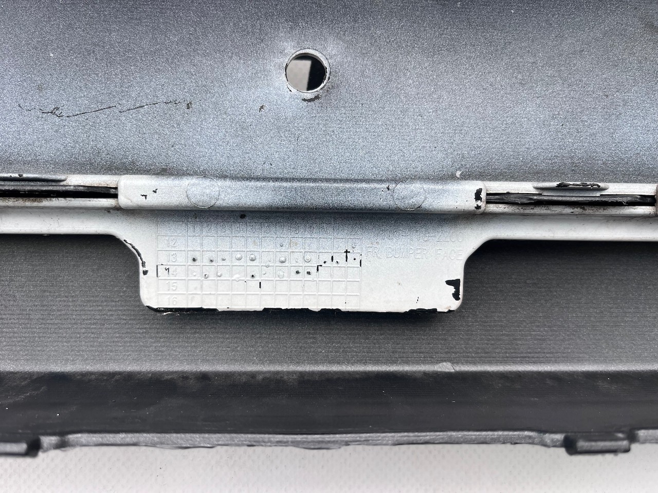 Honda Crv Elegance Mk4 2013-2014 Front Bumper 4 Pdc + Jets Genuine [g578]