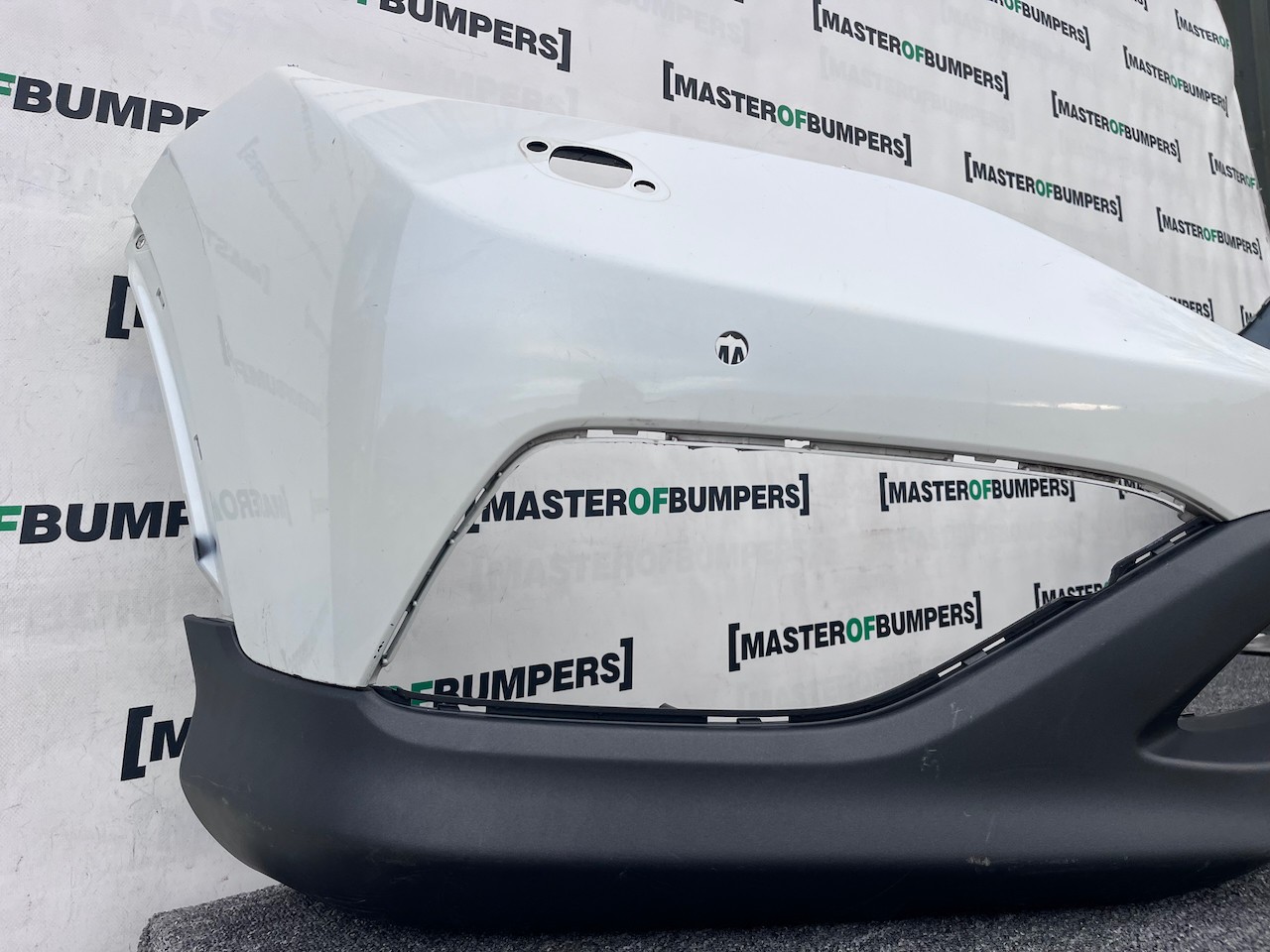 Honda Crv Elegance Mk4 2013-2014 Front Bumper 4 Pdc + Jets Genuine [g578]