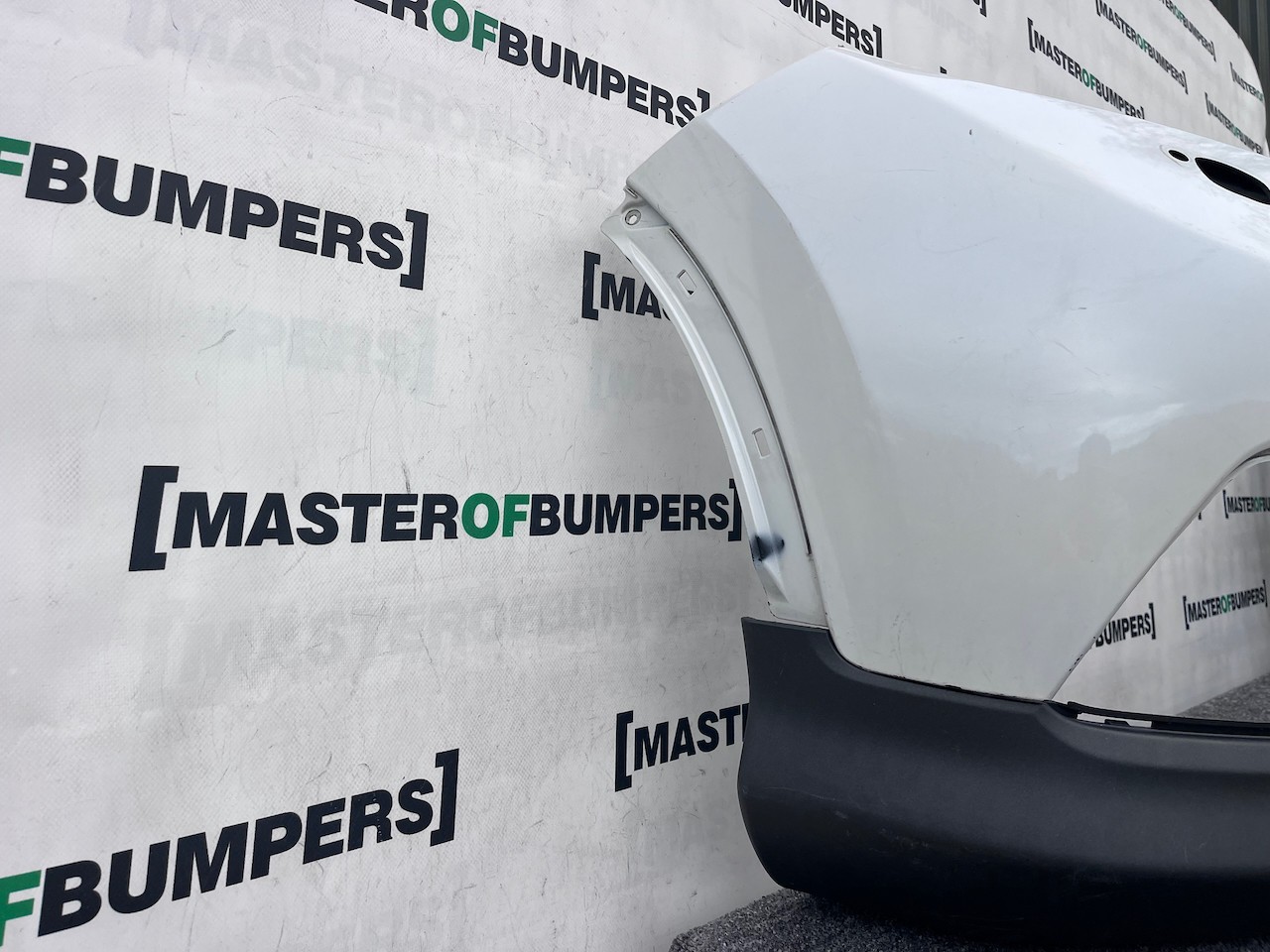 Honda Crv Elegance Mk4 2013-2014 Front Bumper 4 Pdc + Jets Genuine [g578]