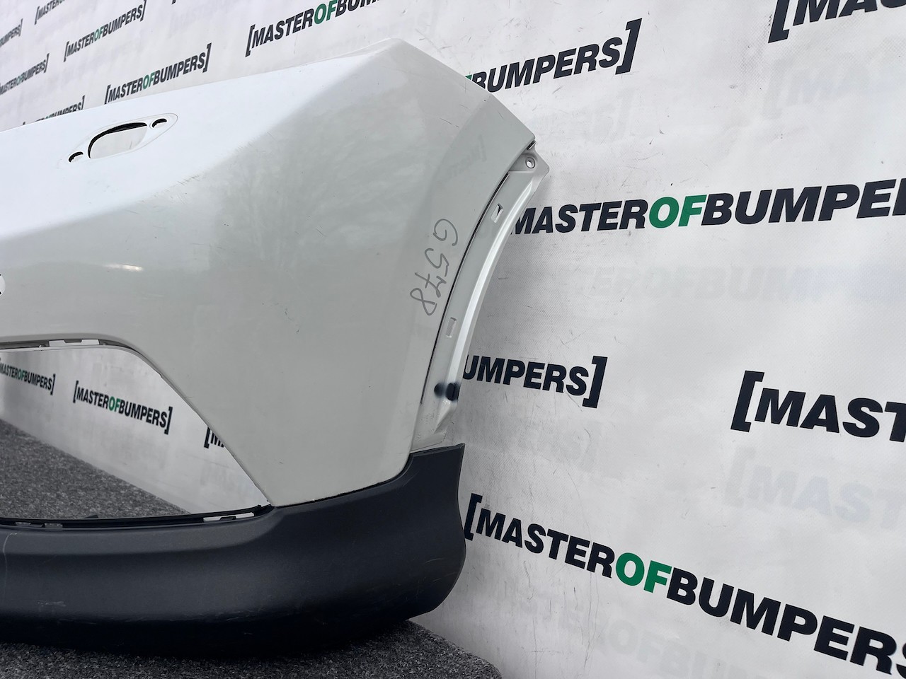 Honda Crv Elegance Mk4 2013-2014 Front Bumper 4 Pdc + Jets Genuine [g578]