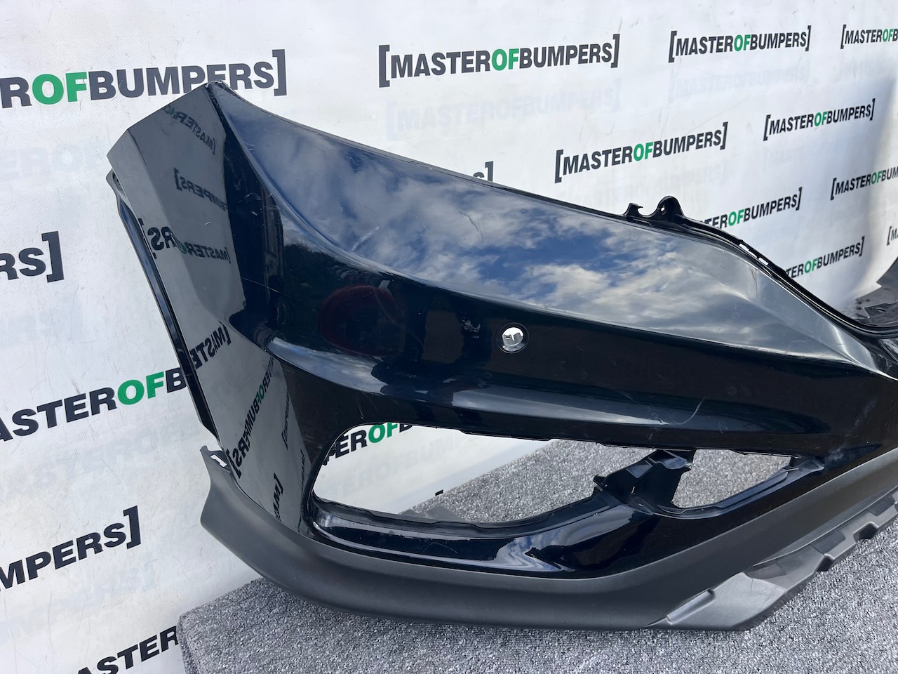 Honda Crv Elegance Mk4 Lift 2015-2017 Front Bumper 4 Pdc No Jets Genuine [g576]