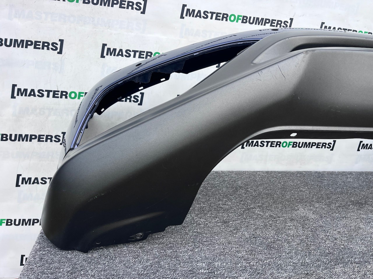 Honda Crv Elegance Mk4 2013-2014 Front Bumper 4 Pdc + Jets Genuine [g579]