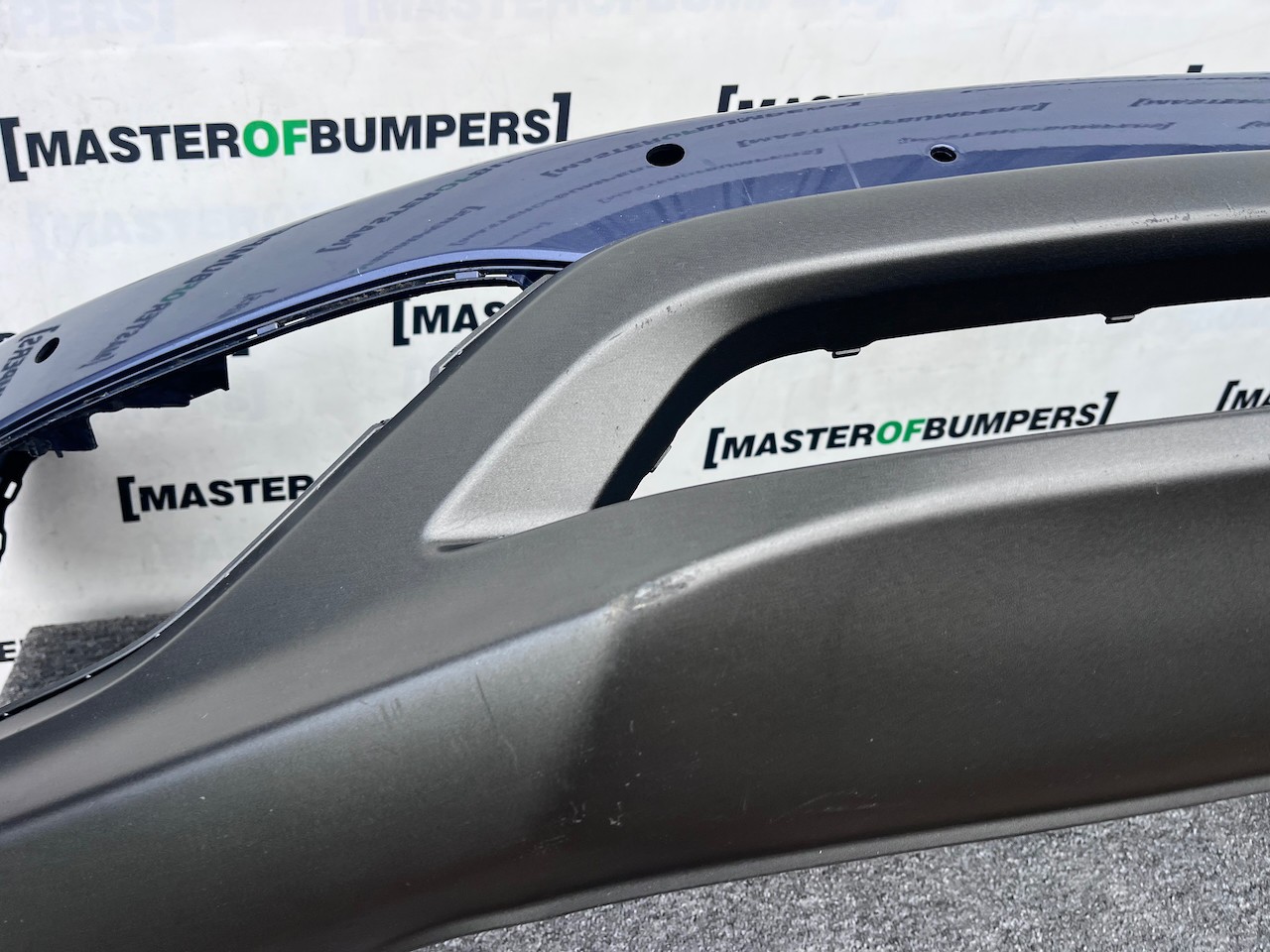 Honda Crv Elegance Mk4 2013-2014 Front Bumper 4 Pdc + Jets Genuine [g579]