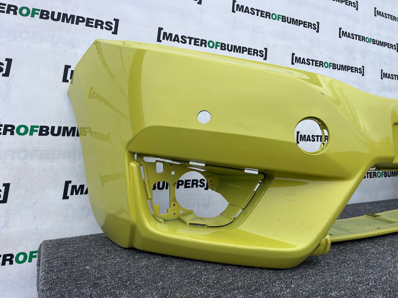 Honda Jazz Ex V-tec Mk3 Hatchback 2015-2017 Front Bumper 4 Pdc Genuine [g600]