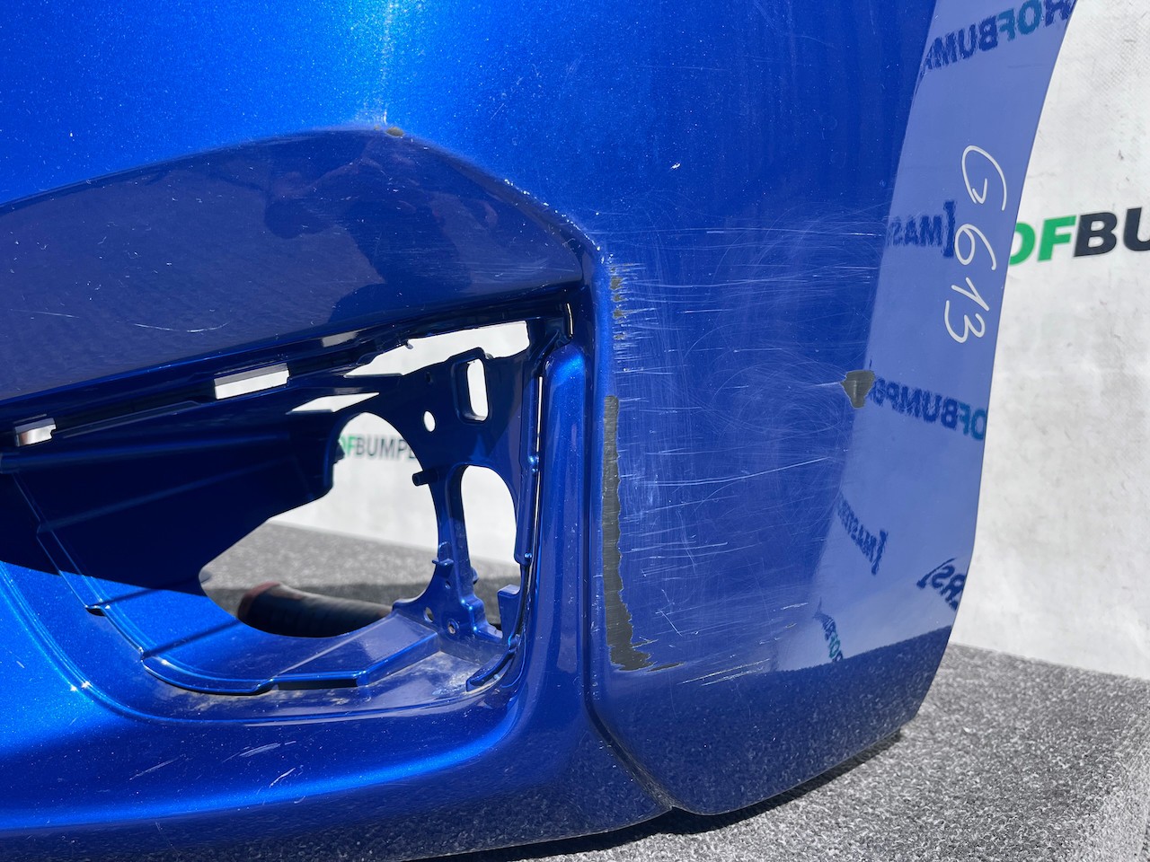 Honda Jazz Ex V-tec Mk3 Hatchback 2015-2017 Front Bumper No Pdc Genuine [g613]