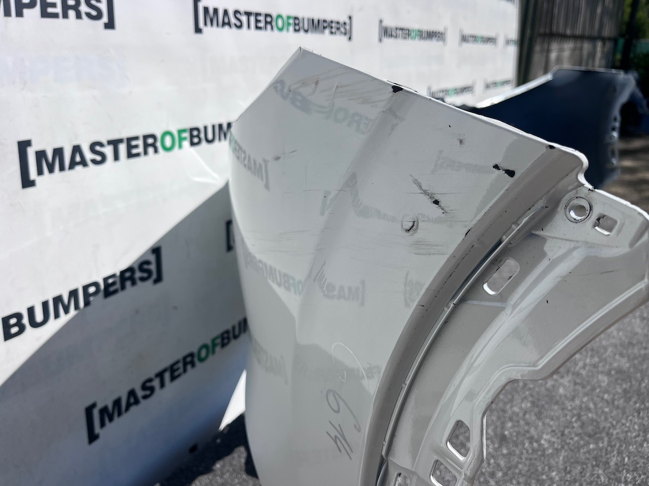 Honda Hr-v Hrv Hybrid Elegance 2021 - 2025 Front Bumper 4 Pdc Genuine [g614]