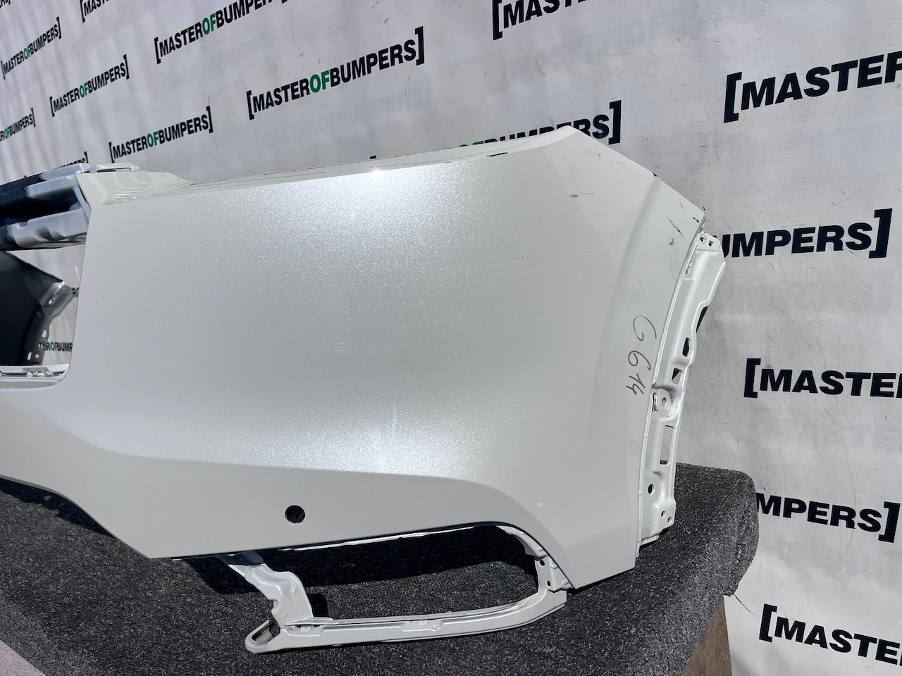 Honda Hr-v Hrv Hybrid Elegance 2021 - 2025 Front Bumper 4 Pdc Genuine [g614]