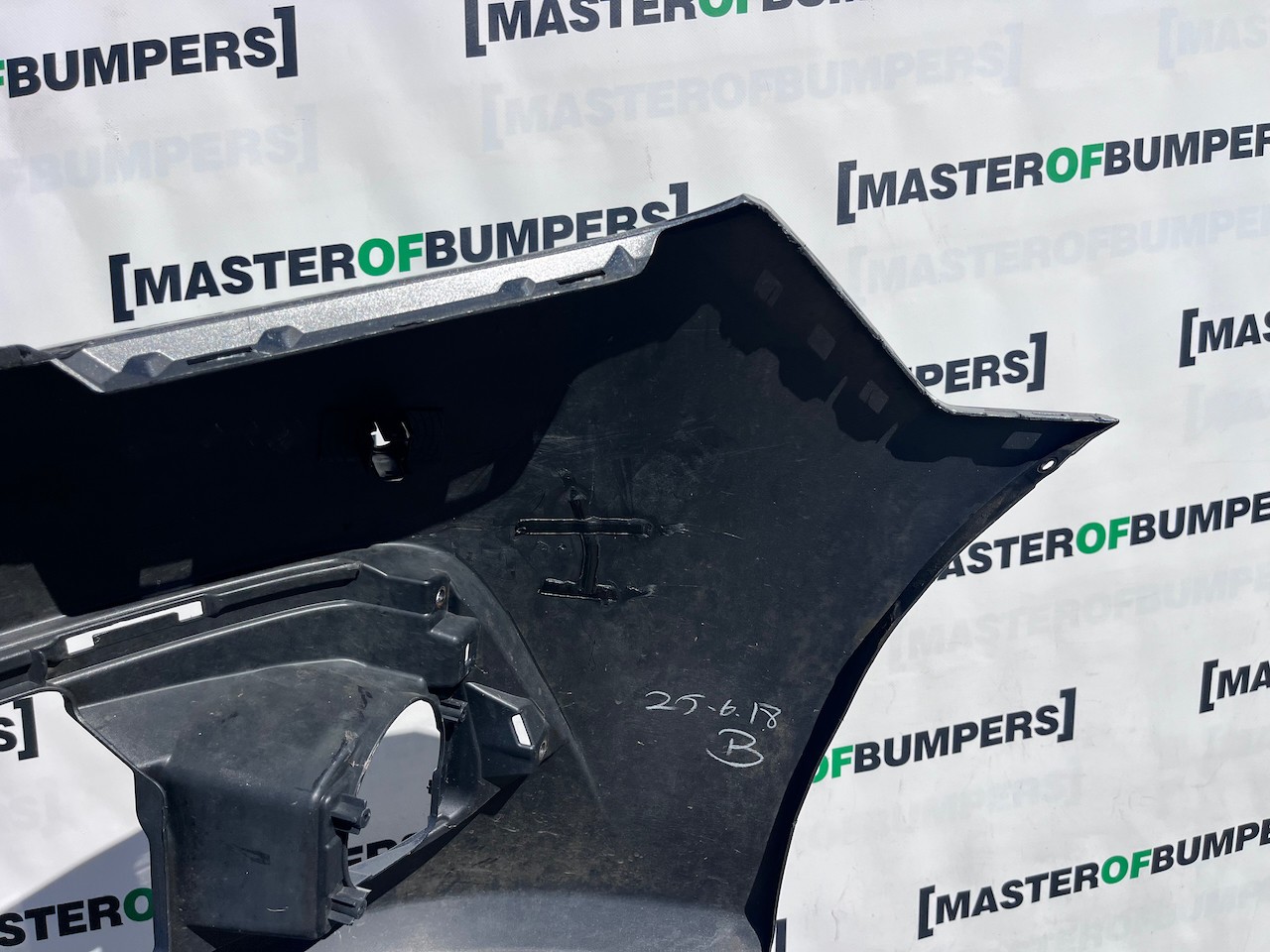 Honda Civic Turbo Ex Fk8 Saloon 2017-2020 Front Bumper 4 Pdc Genuine [g617]