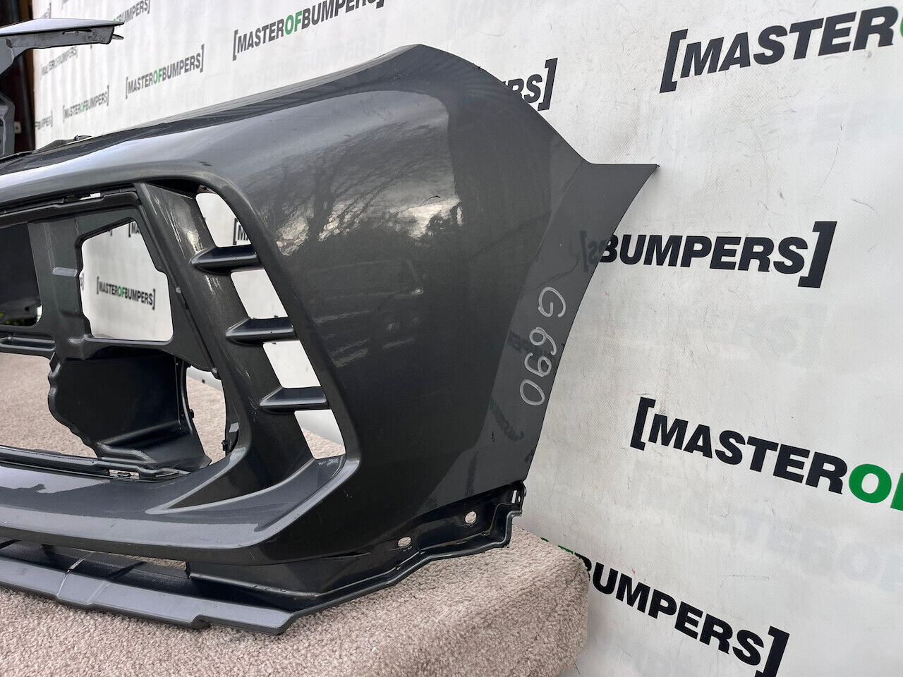 Honda Civic Type R Fk8 Hatchback 2017-2019 Front Bumper Grey Genuine [g690]