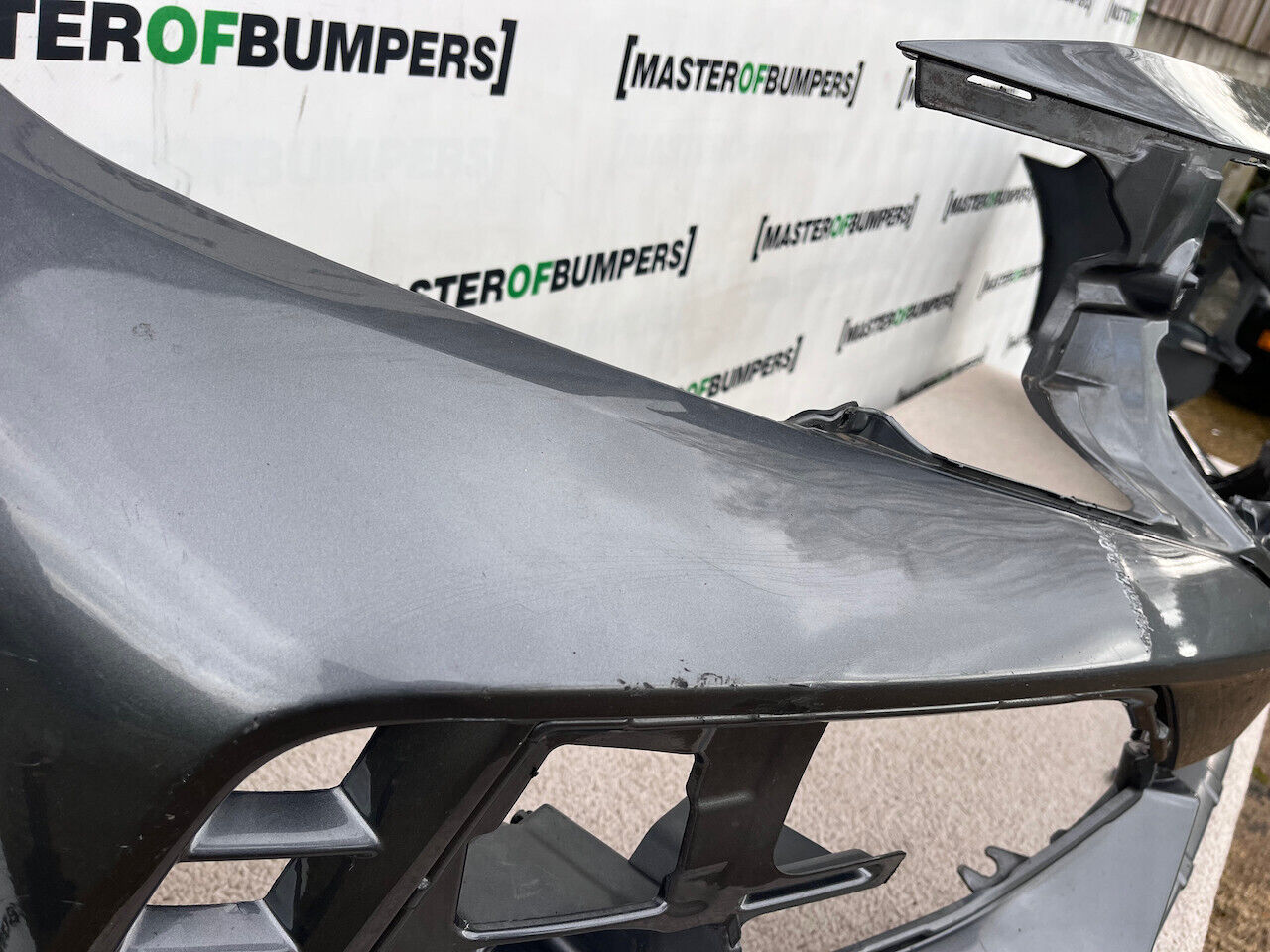 Honda Civic Type R Fk8 Hatchback 2017-2019 Front Bumper Grey Genuine [g690]