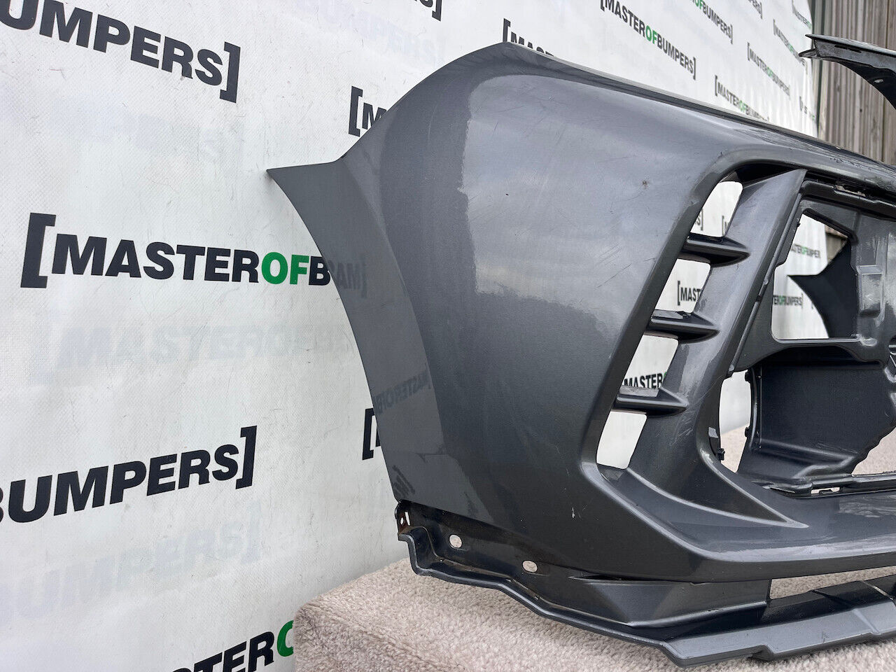 Honda Civic Type R Fk8 Hatchback 2017-2019 Front Bumper Grey Genuine [g690]