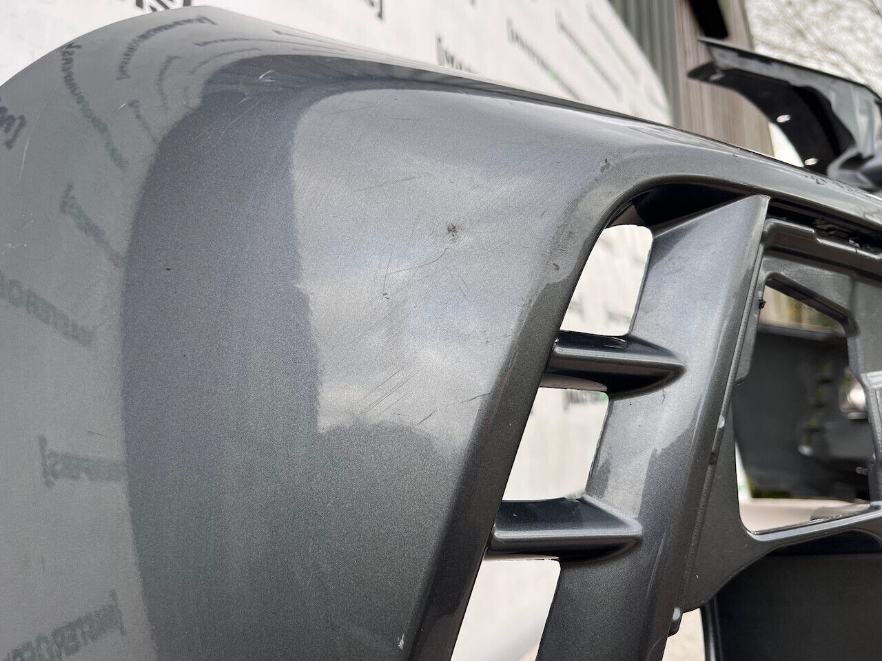 Honda Civic Type R Fk8 Hatchback 2017-2019 Front Bumper Grey Genuine [g690]