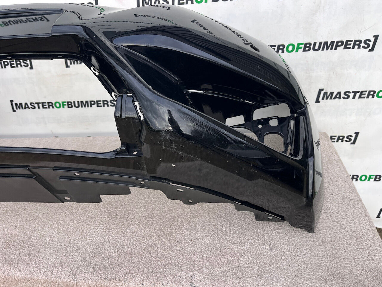 Honda Jazz Mk3 Se V Tec 2015-2017 Front Bumper Black 4 Pdc Genuine [g509]