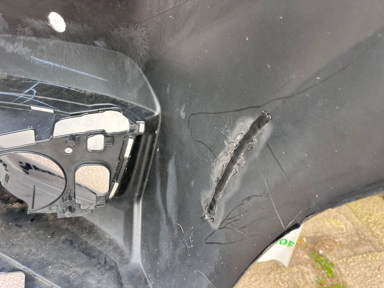 Honda Jazz Mk3 Se V Tec 2015-2017 Front Bumper Black 4 Pdc Genuine [g509]