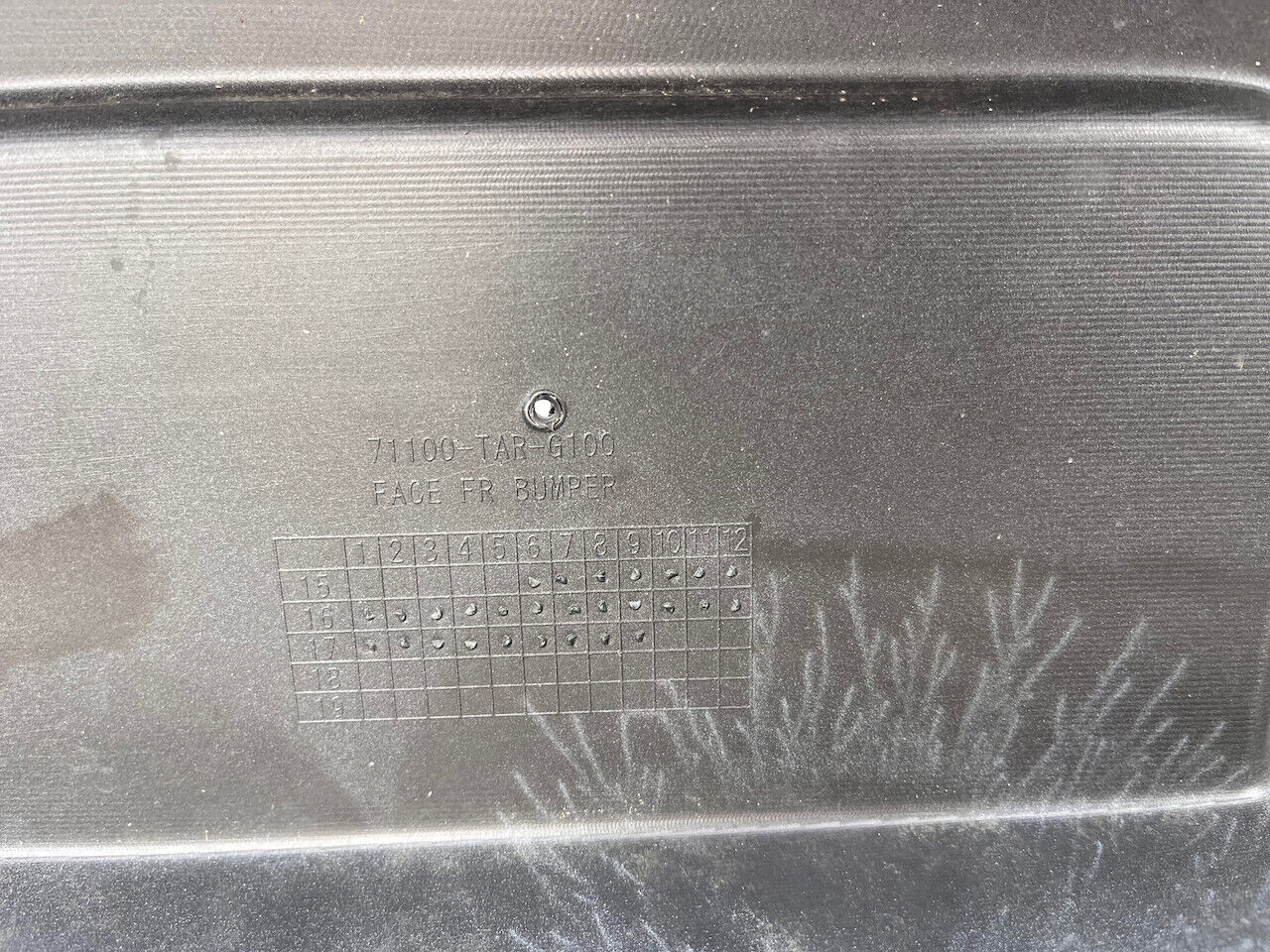 Honda Jazz Mk3 Se V Tec 2015-2017 Front Bumper Black 4 Pdc Genuine [g509]