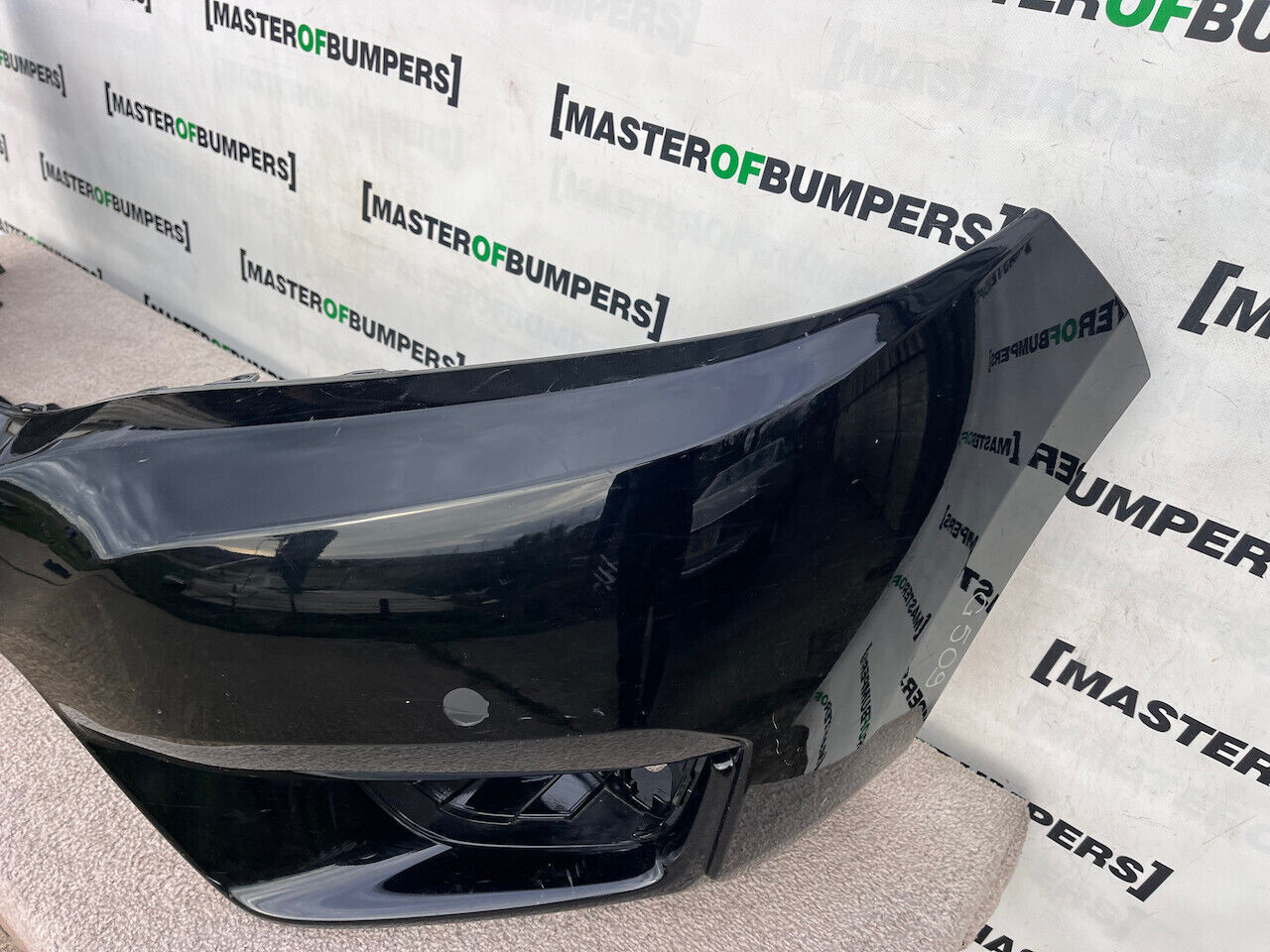 Honda Jazz Mk3 Se V Tec 2015-2017 Front Bumper Black 4 Pdc Genuine [g509]