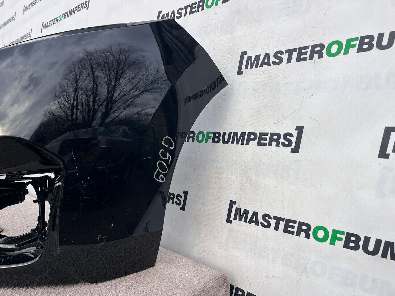 Honda Jazz Mk3 Se V Tec 2015-2017 Front Bumper Black 4 Pdc Genuine [g509]