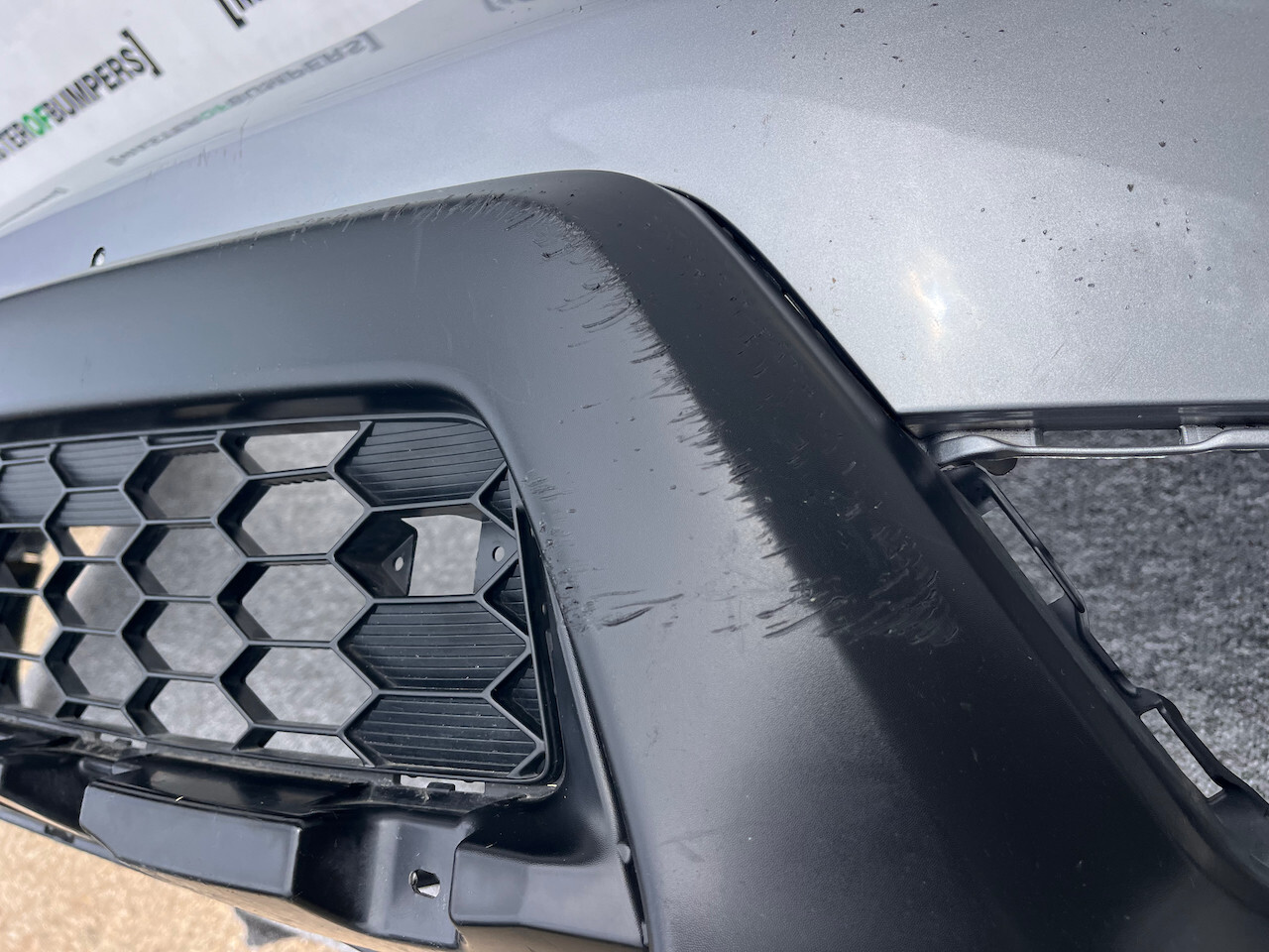 Honda Crv V-tec D-tec Mk5 2019-2022 Front Bumper 4 Pdc + Jets Genuine [g542]