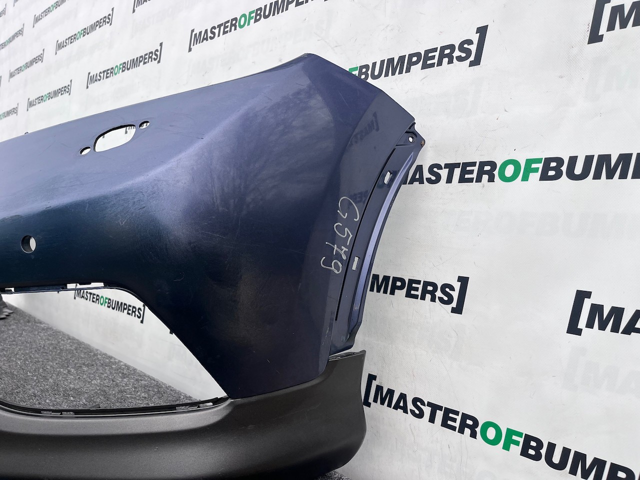 Honda Crv Elegance Mk4 2013-2014 Front Bumper 4 Pdc + Jets Genuine [g579]