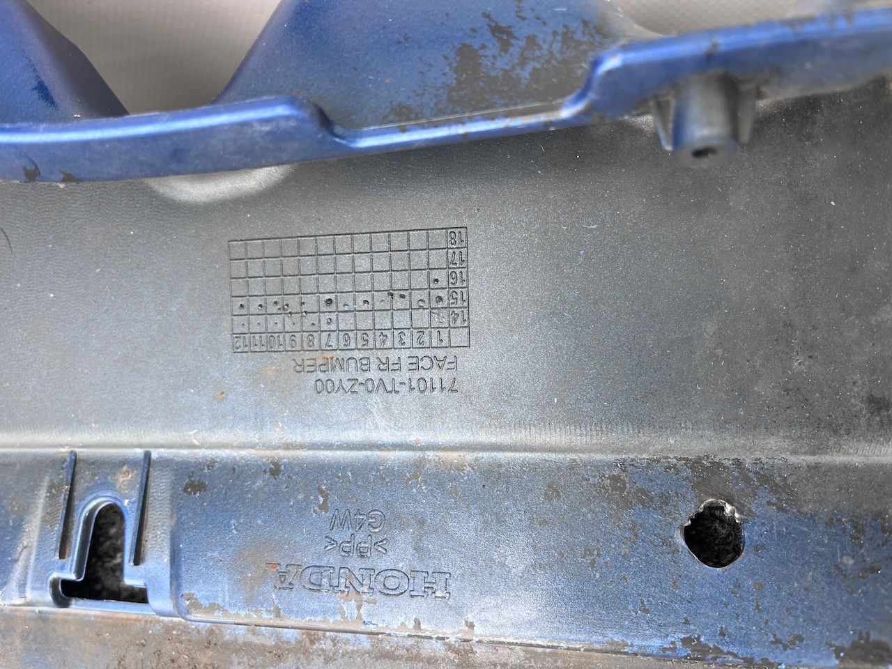 Honda Civic V Tec Sr Hatchback 2015-2017 Front Bumper No Pdc Genuine [g573]