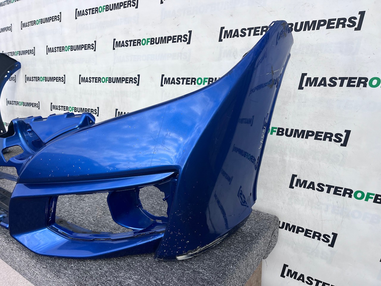 Honda Civic V Tec Sr Hatchback 2015-2017 Front Bumper No Pdc Genuine [g573]