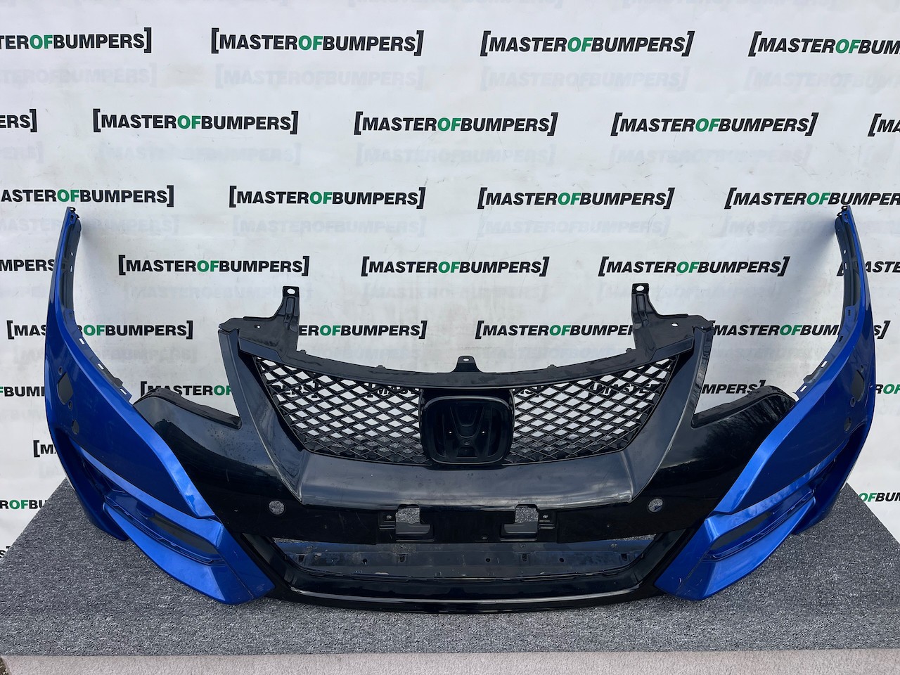 Honda Civic V Tec Sr Hatchback 2015-2017 Front Bumper Pdc +jets Genuine [g590]