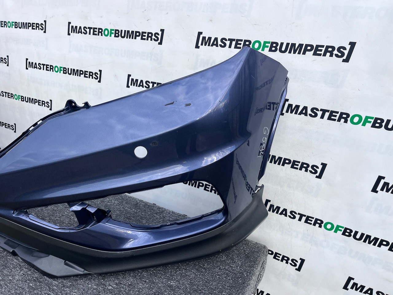 Honda Crv Elegance Mk4 Lift 2015-2017 Front Bumper 4 Pdc No Jets Genuine [g594]