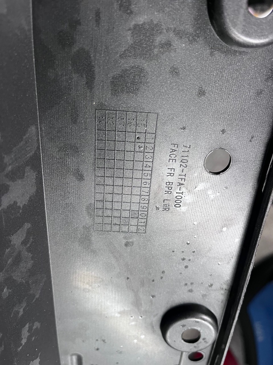 Honda Crv Elegance Mk4 Lift 2015-2017 Front Bumper 4 Pdc Jets Genuine [g592]