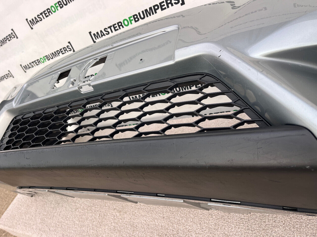 Honda Jazz Mk3 Se V Tec 2015-2017 Front Bumper Grey No Pdc Genuine [g510]