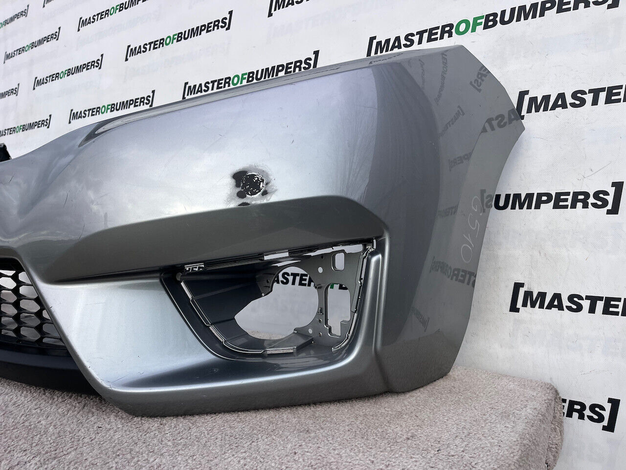 Honda Jazz Mk3 Se V Tec 2015-2017 Front Bumper Grey No Pdc Genuine [g510]