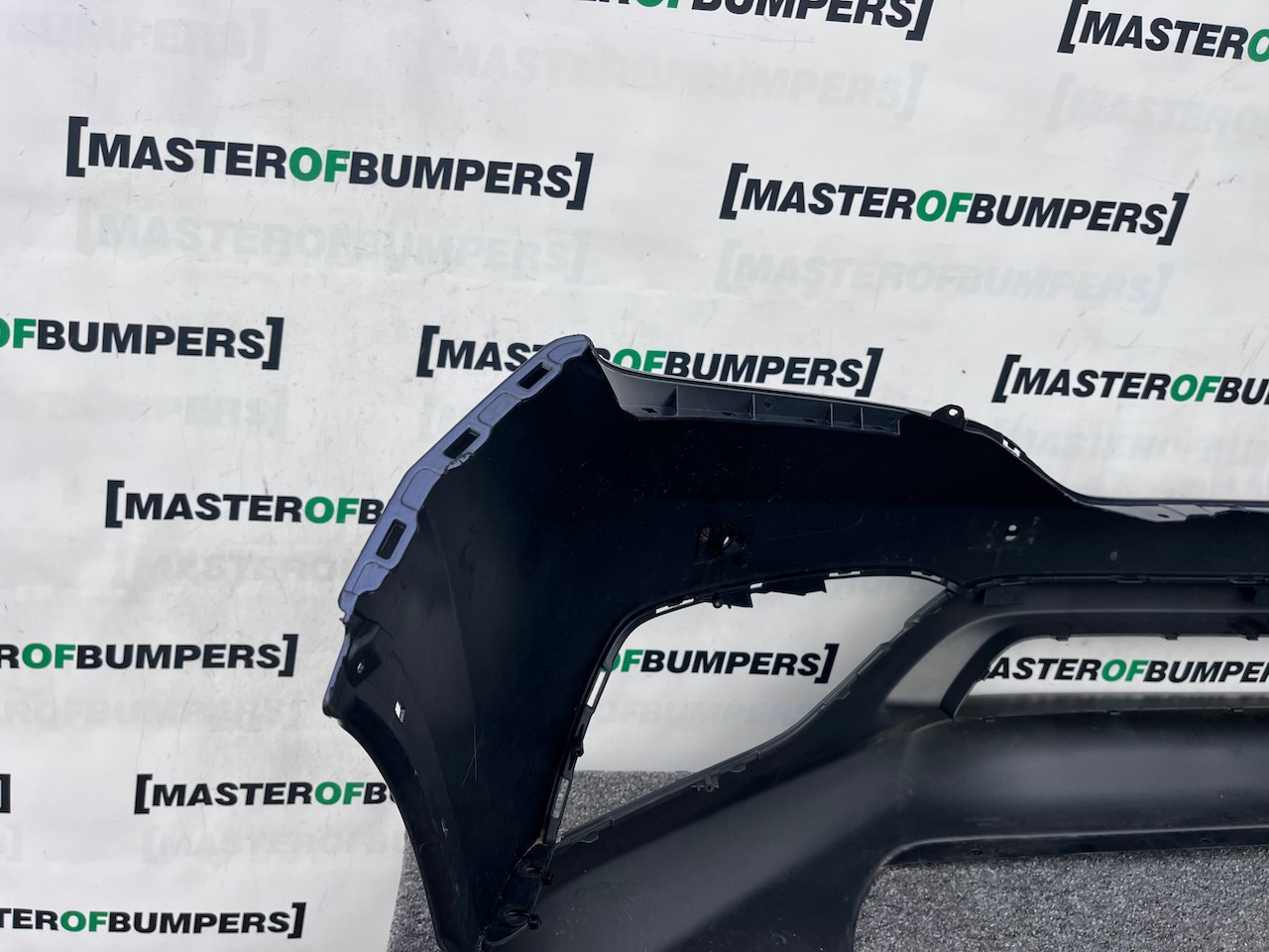 Honda Crv Elegance Mk4 2013-2014 Front Bumper 4 Pdc No Jets Genuine [g572]