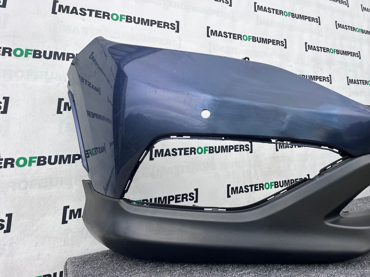 Honda Crv Elegance Mk4 2013-2014 Front Bumper 4 Pdc No Jets Genuine [g572]