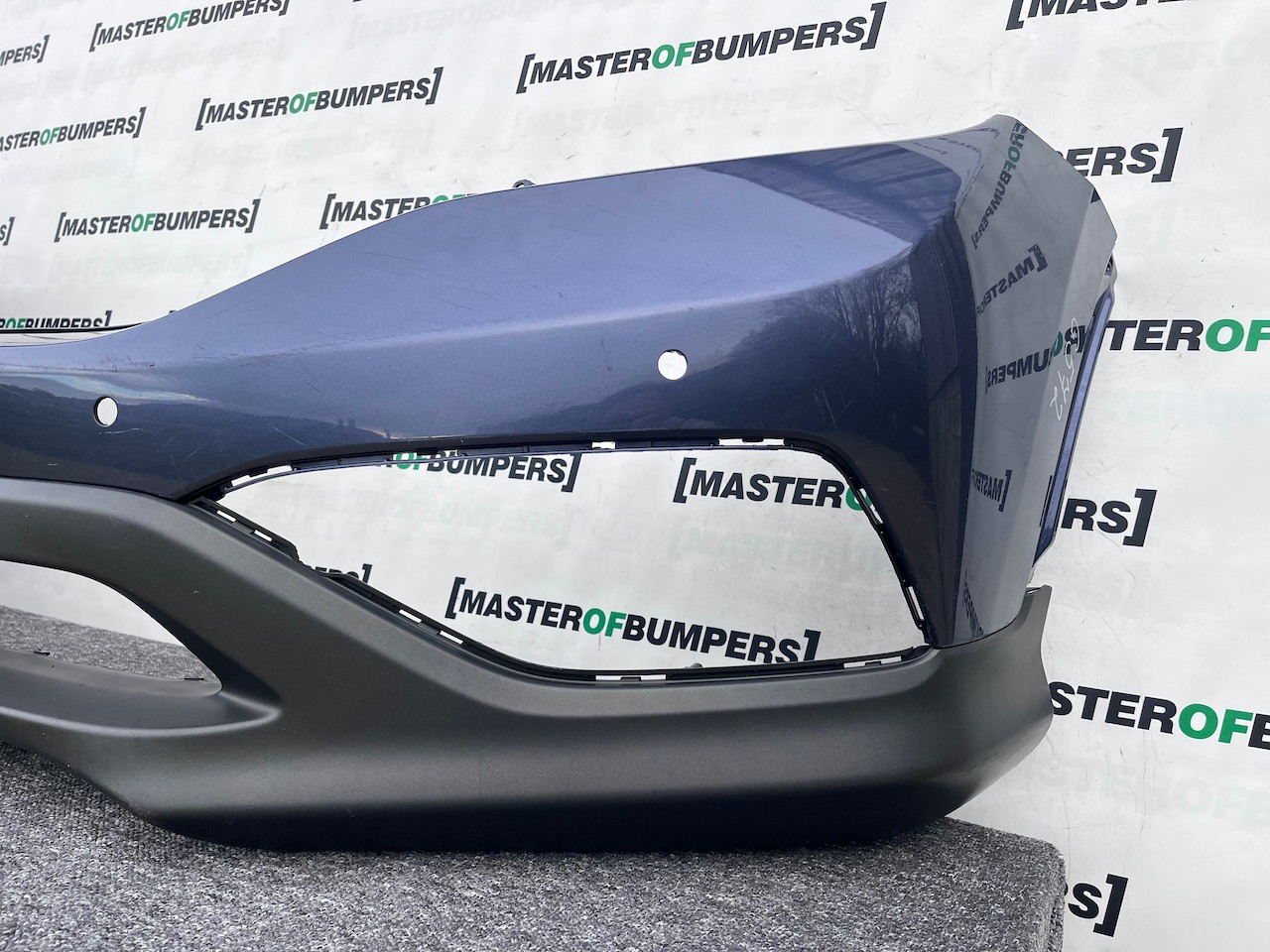 Honda Crv Elegance Mk4 2013-2014 Front Bumper 4 Pdc No Jets Genuine [g572]