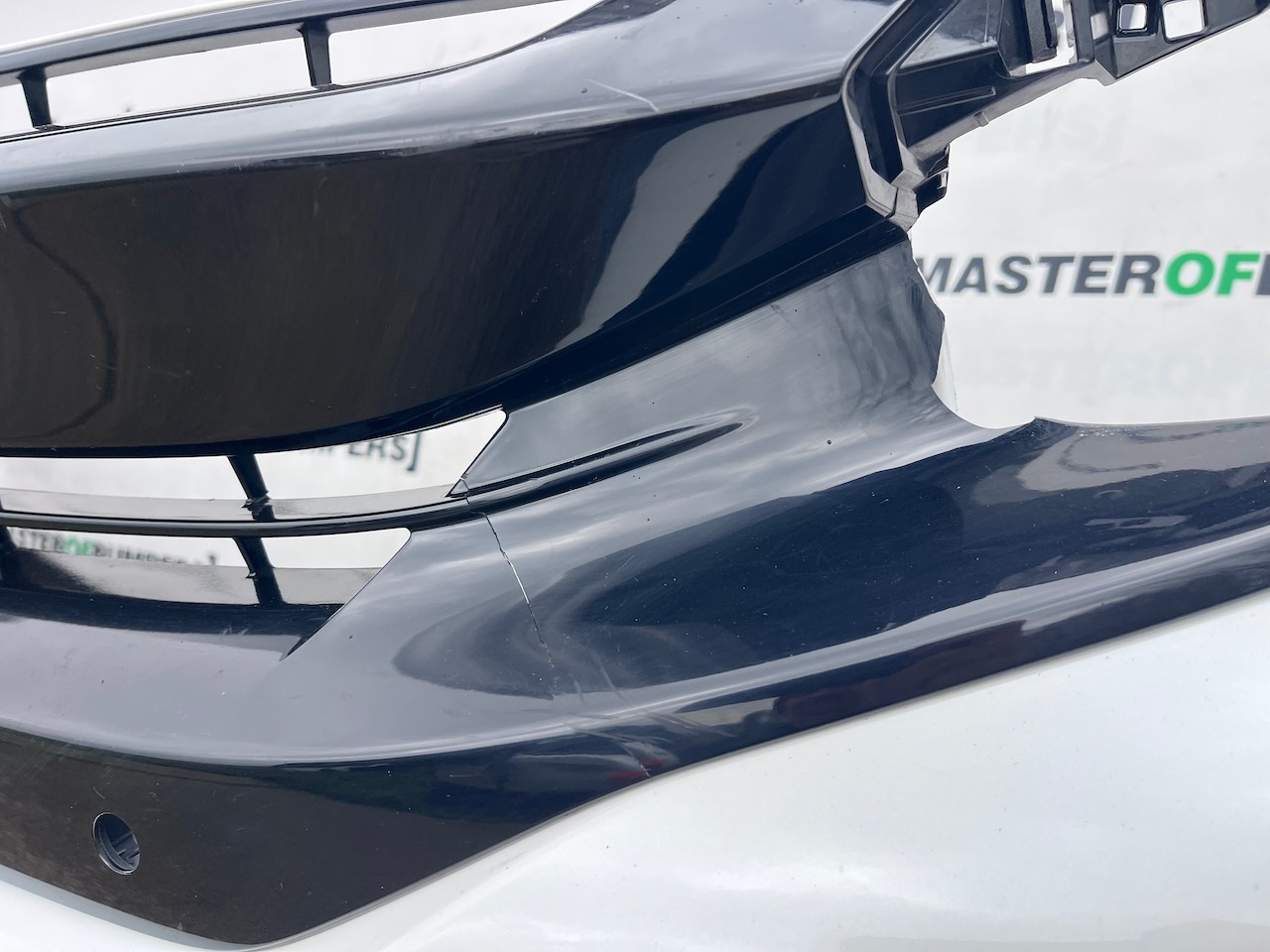 Honda Civic Ex Vtec Turbo Hatchback 2017-2021 Front Bumper White Genuine [m478]