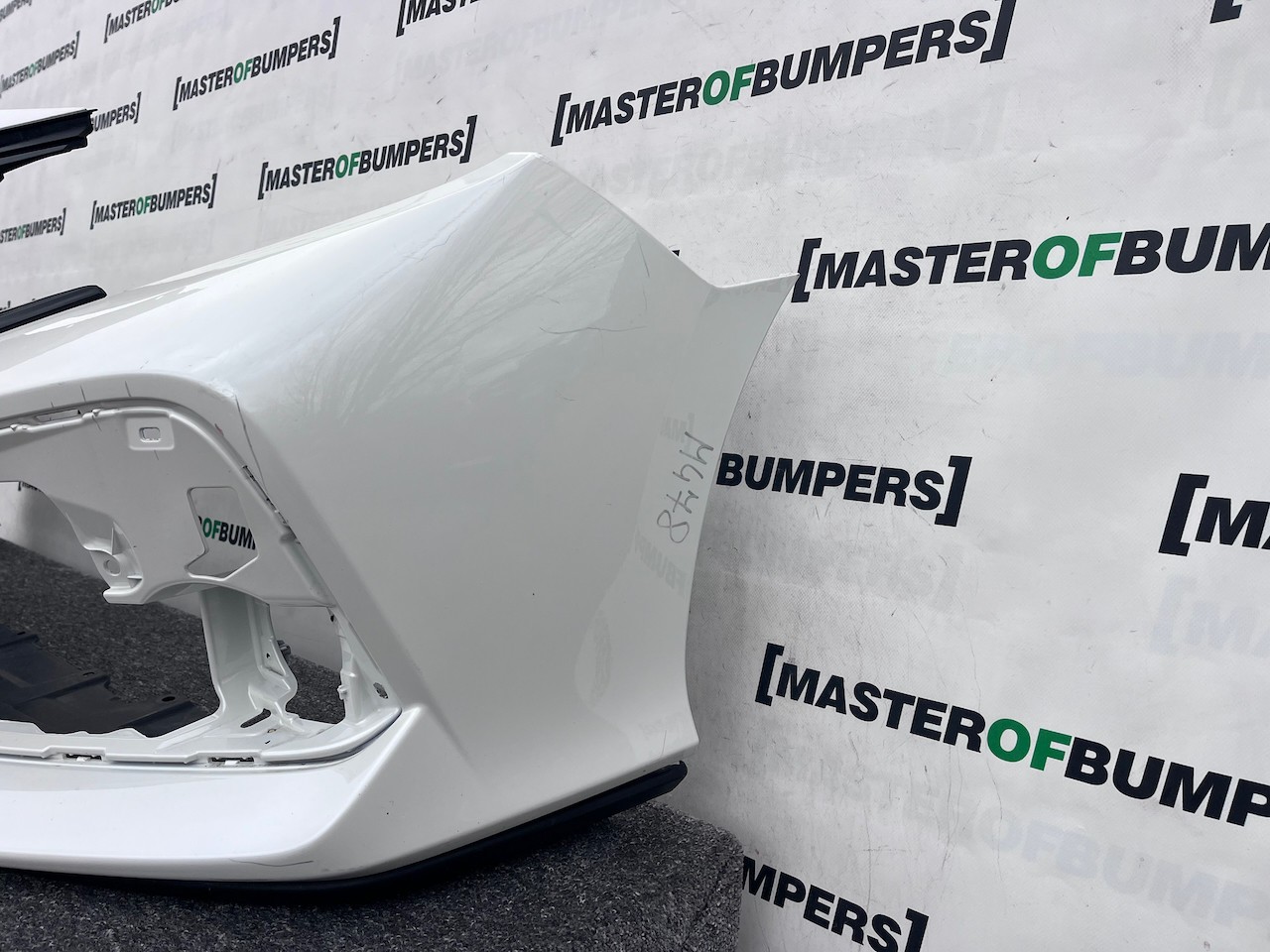 Honda Civic Ex Vtec Turbo Hatchback 2017-2021 Front Bumper White Genuine [m478]