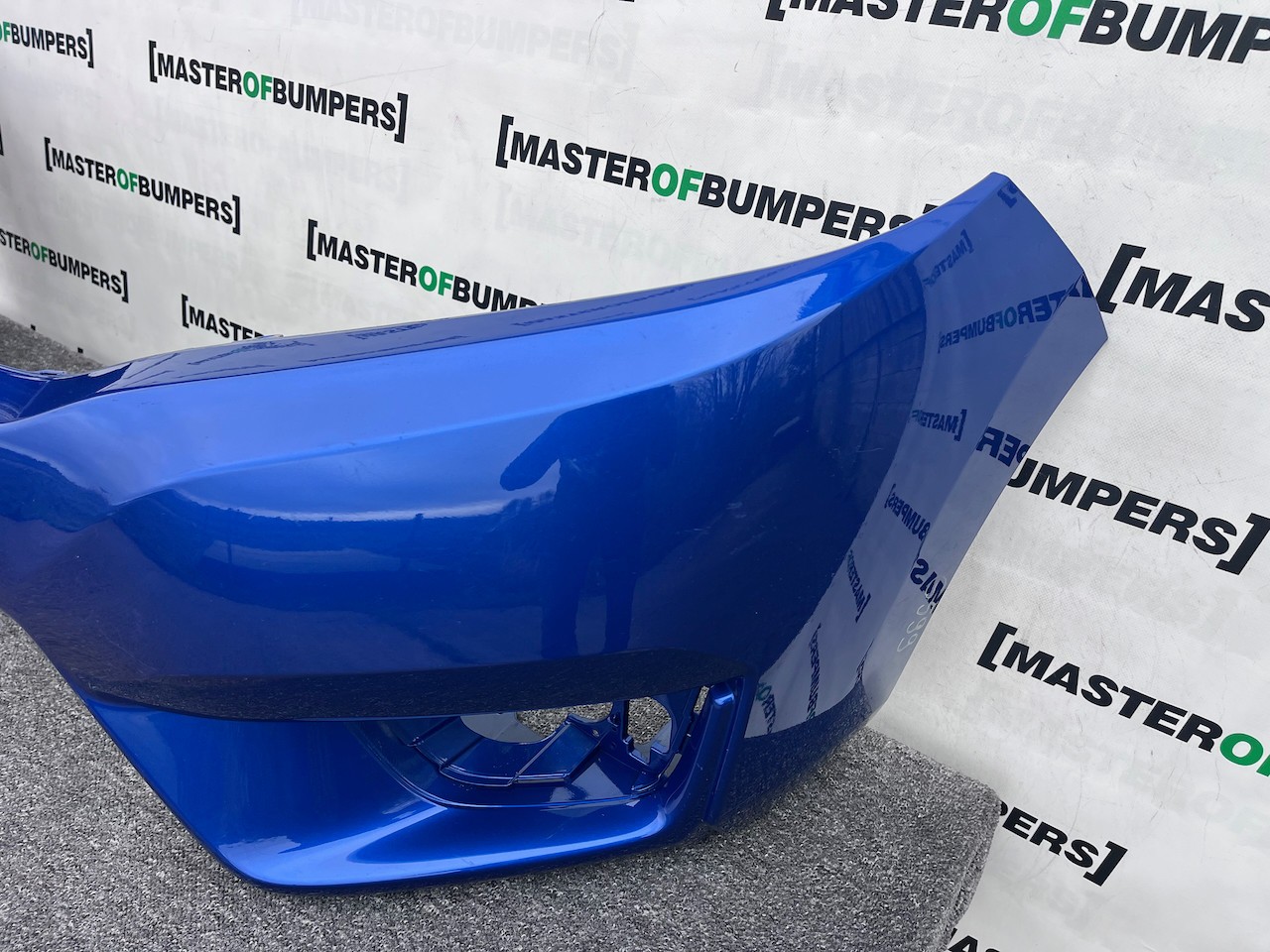 Honda Jazz Ex V-tec Mk3 Hatchback 2015-2017 Front Bumper Genuine [g599]