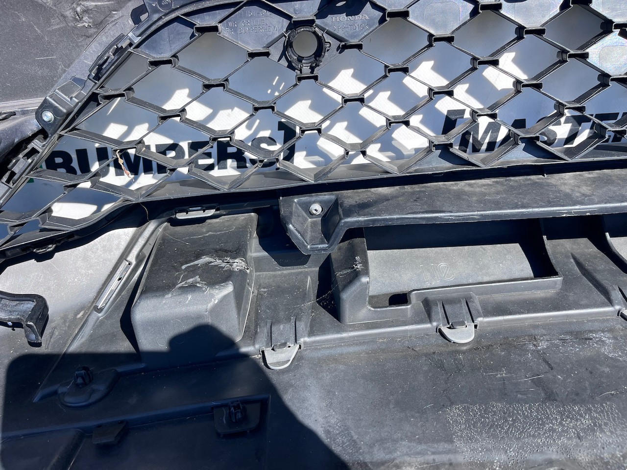 Honda Hr-v Hrv Advance Style 2021 - 2025 Front Bumper 4 Pdc Genuine [g616]