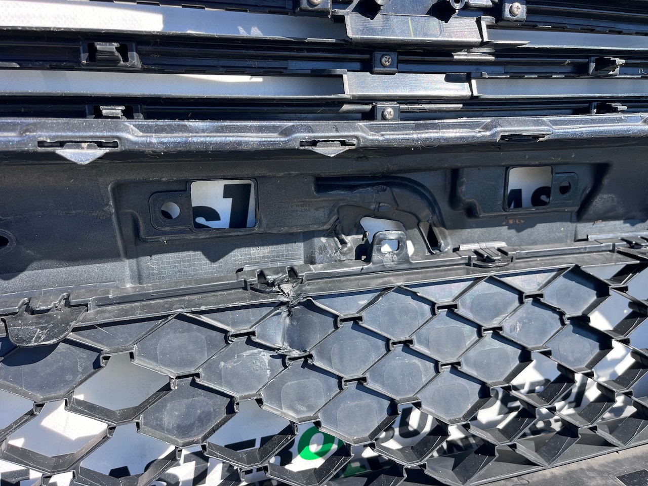 Honda Hr-v Hrv Advance Style 2021 - 2025 Front Bumper 4 Pdc Genuine [g616]