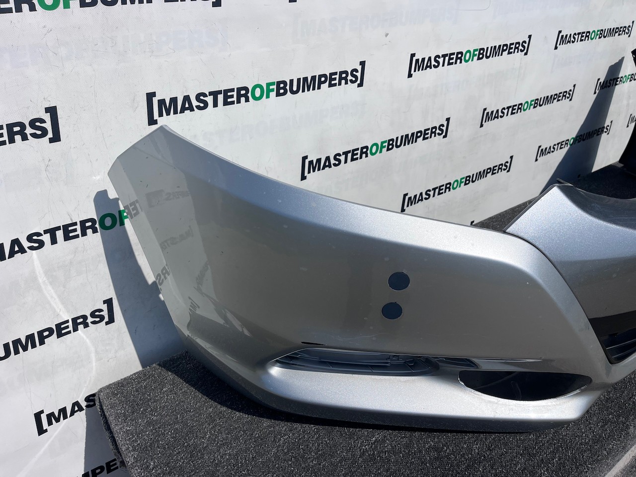 Honda Insight Hybrid Mk2 Hatchback 2009-2013 Front Bumper No Pdc Genuine [g626]