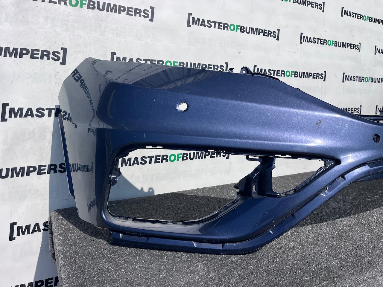 Honda Crv Elegance Mk4 Lift 2015-2017 Front Bumper 4 Pdc No Jets Genuine [g625]