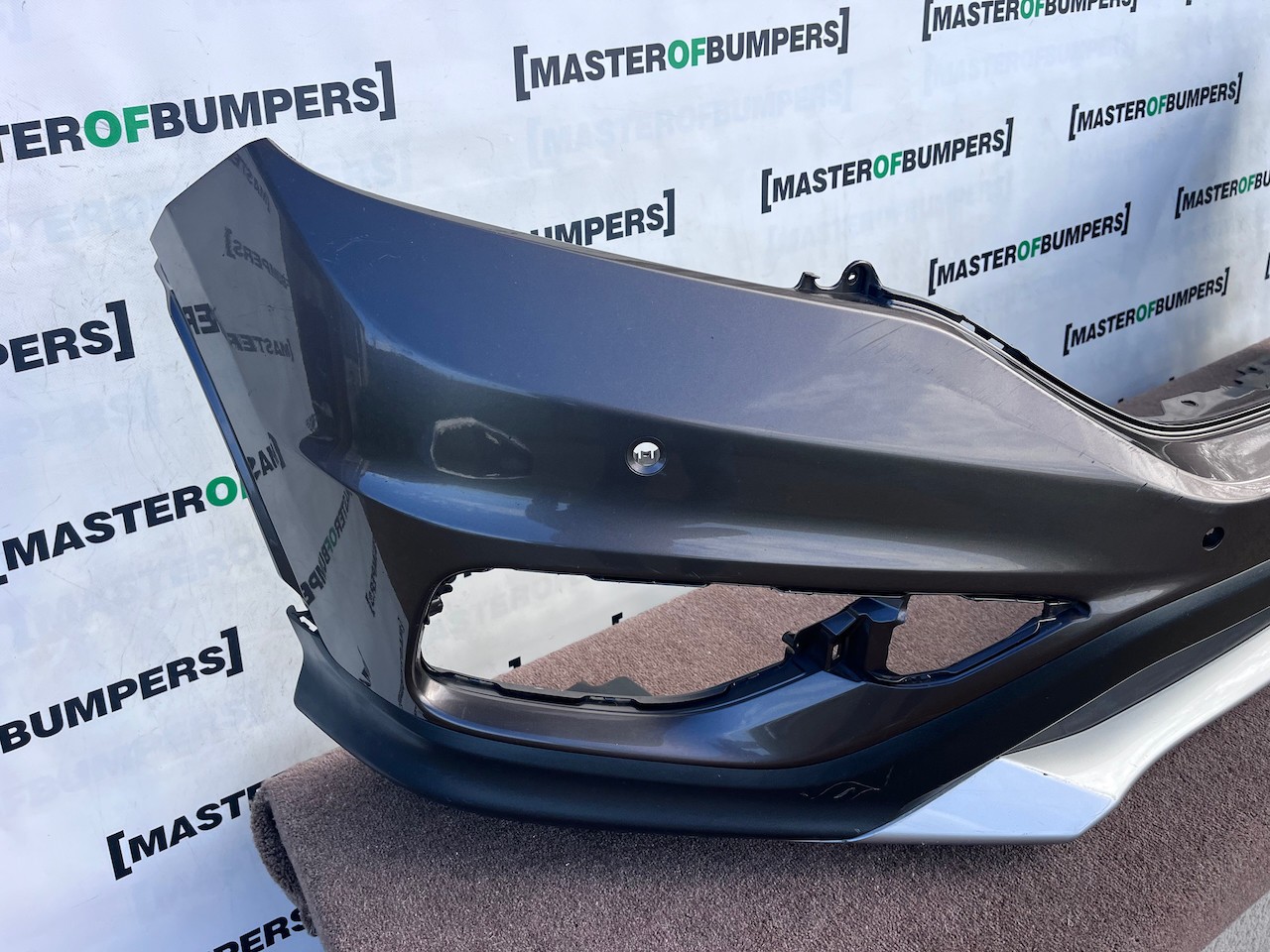 Honda Crv Elegance Mk4 Lift 2015-2017 Front Bumper 4 Pdc No Jets Genuine [g660]